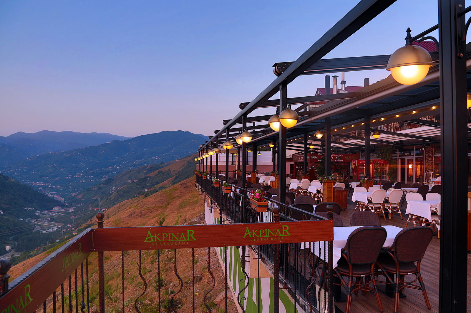 Akpınar Restaurant Akçaabat Köfte