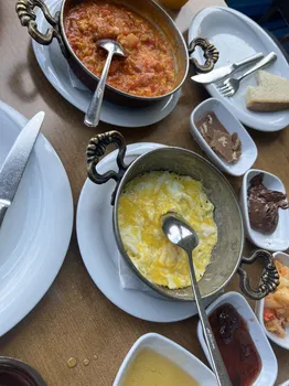 Akpınar Restaurant Akçaabat Köfte resimleri