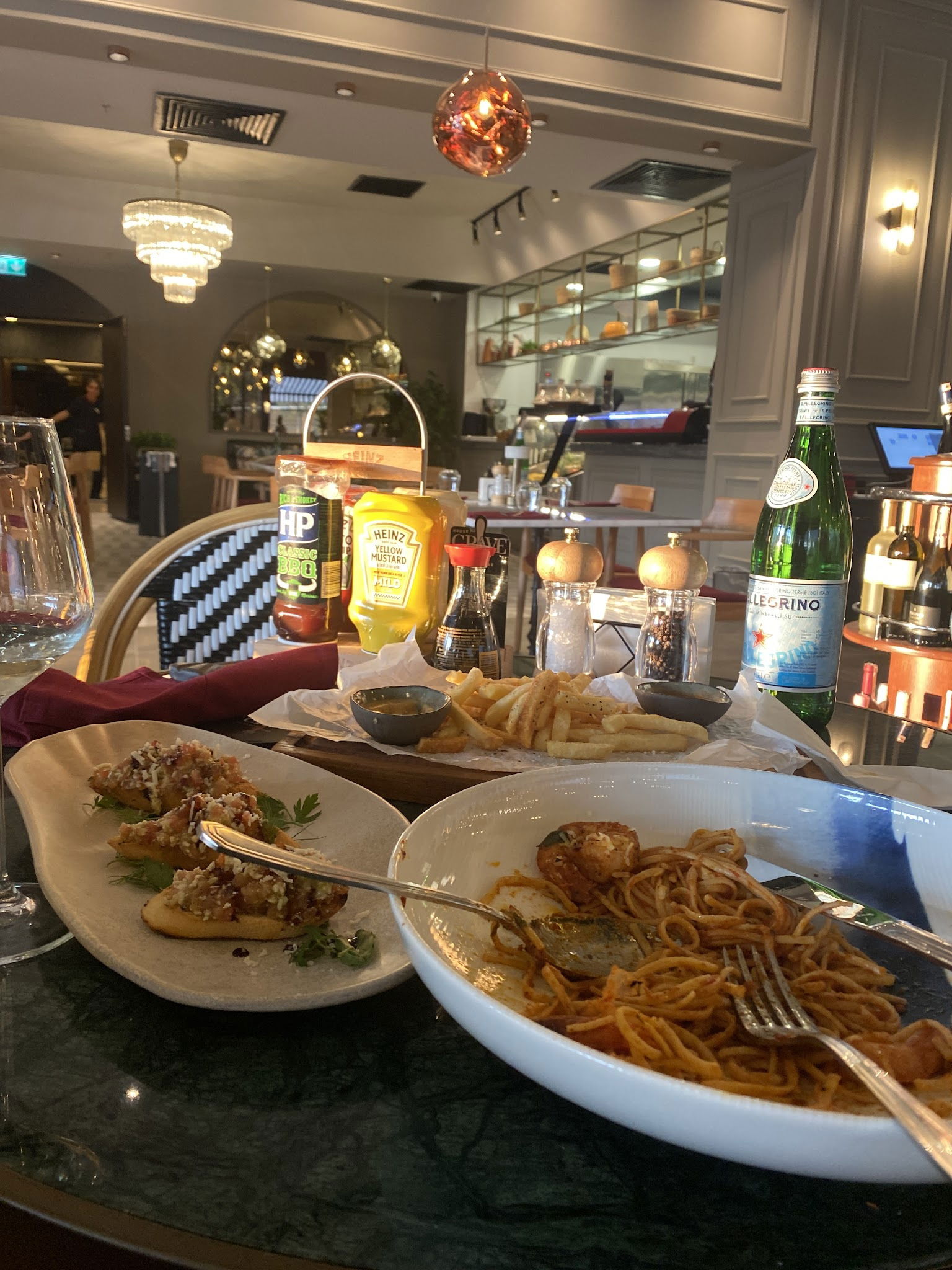 Crave House Kitchen&Bar