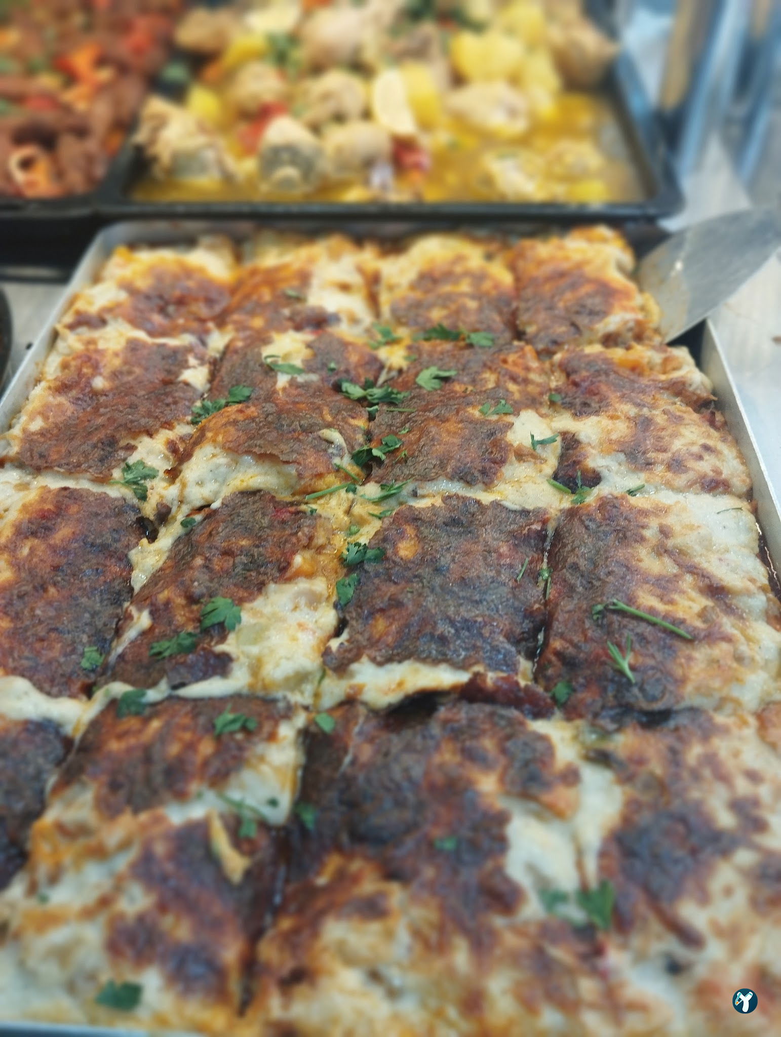 Necati Usta Köfte Kanat Salonu