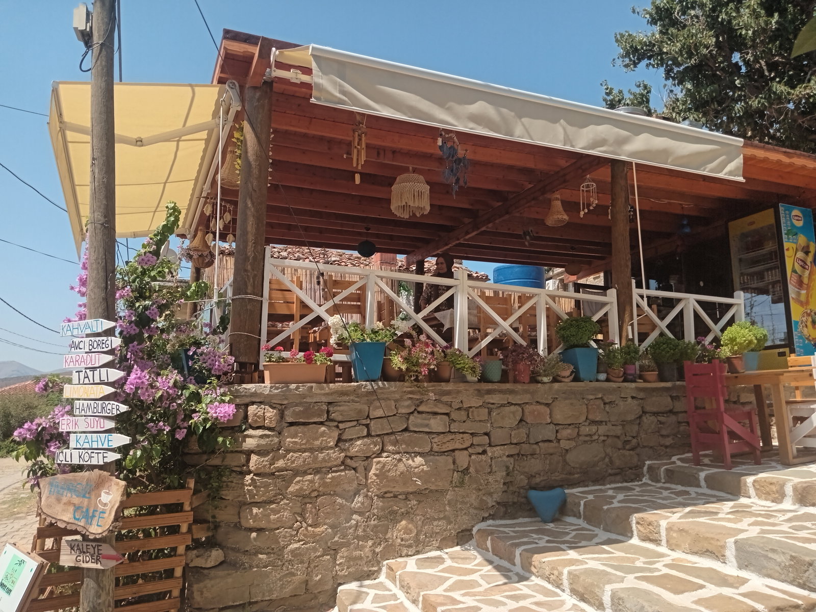 İMroz Cafe