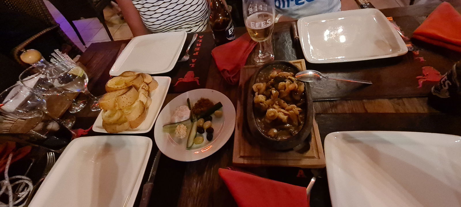 La Perla Steak House & Sky Sports Bar