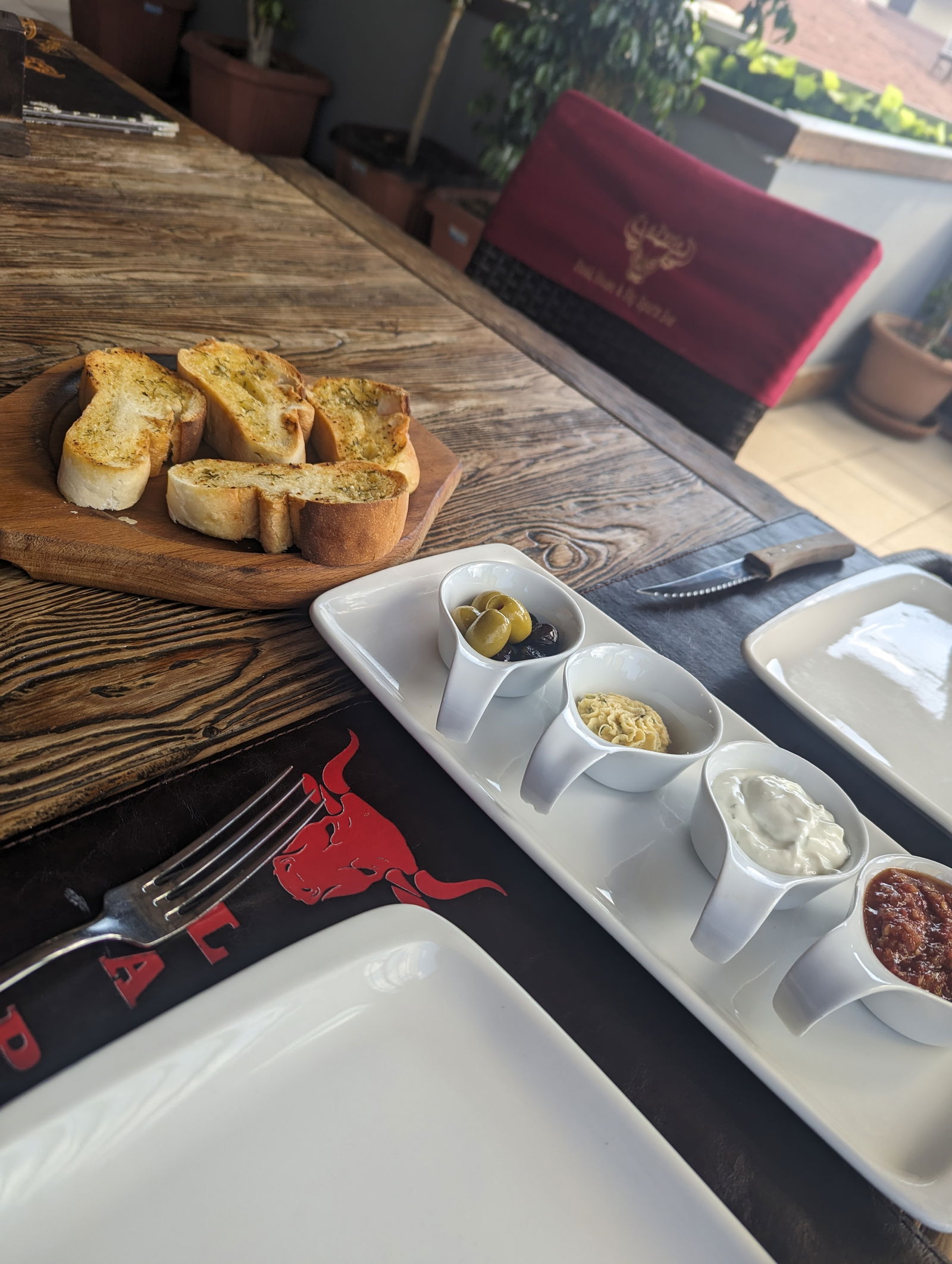 La Perla Steak House & Sky Sports Bar