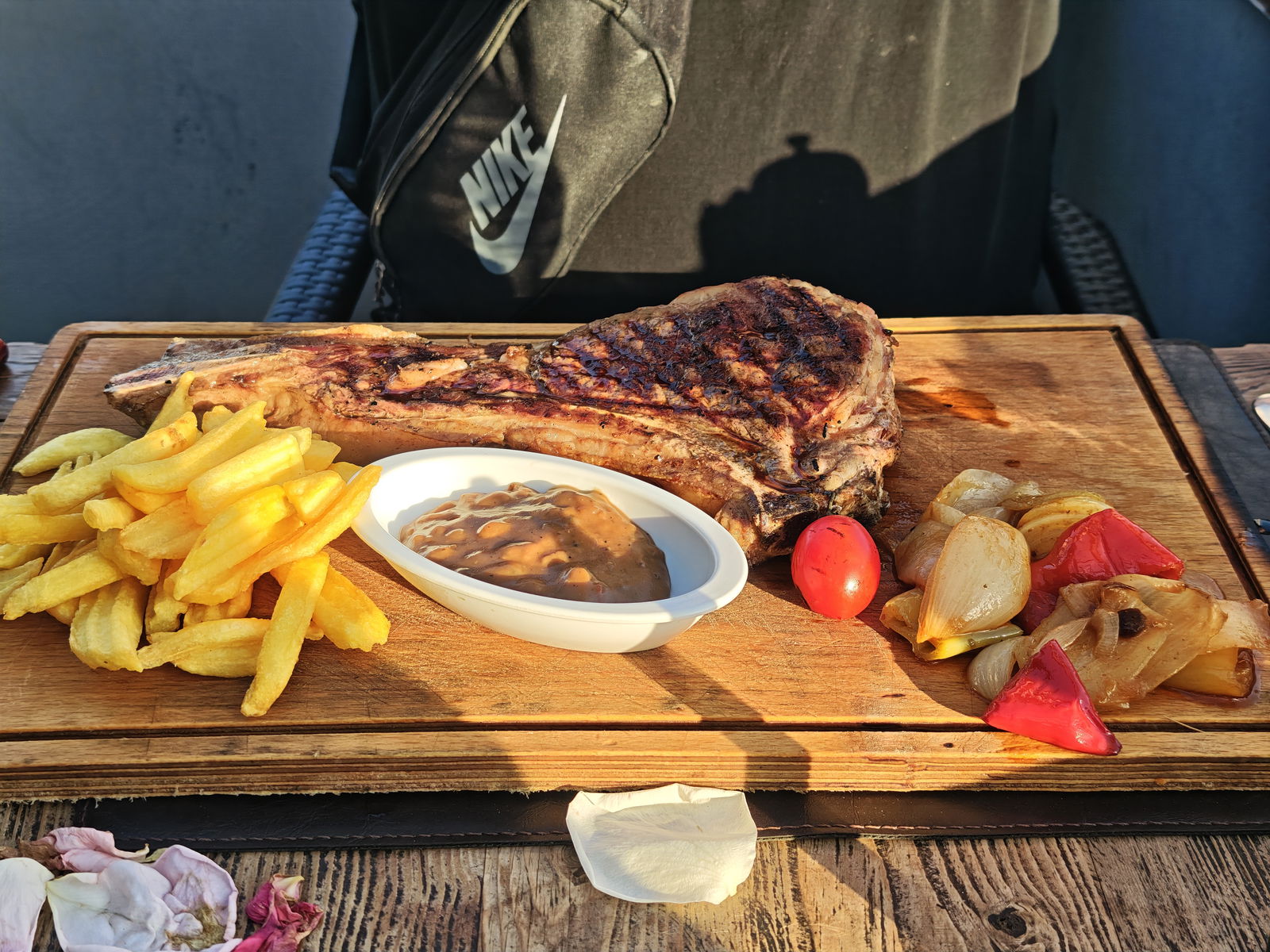 La Perla Steak House & Sky Sports Bar