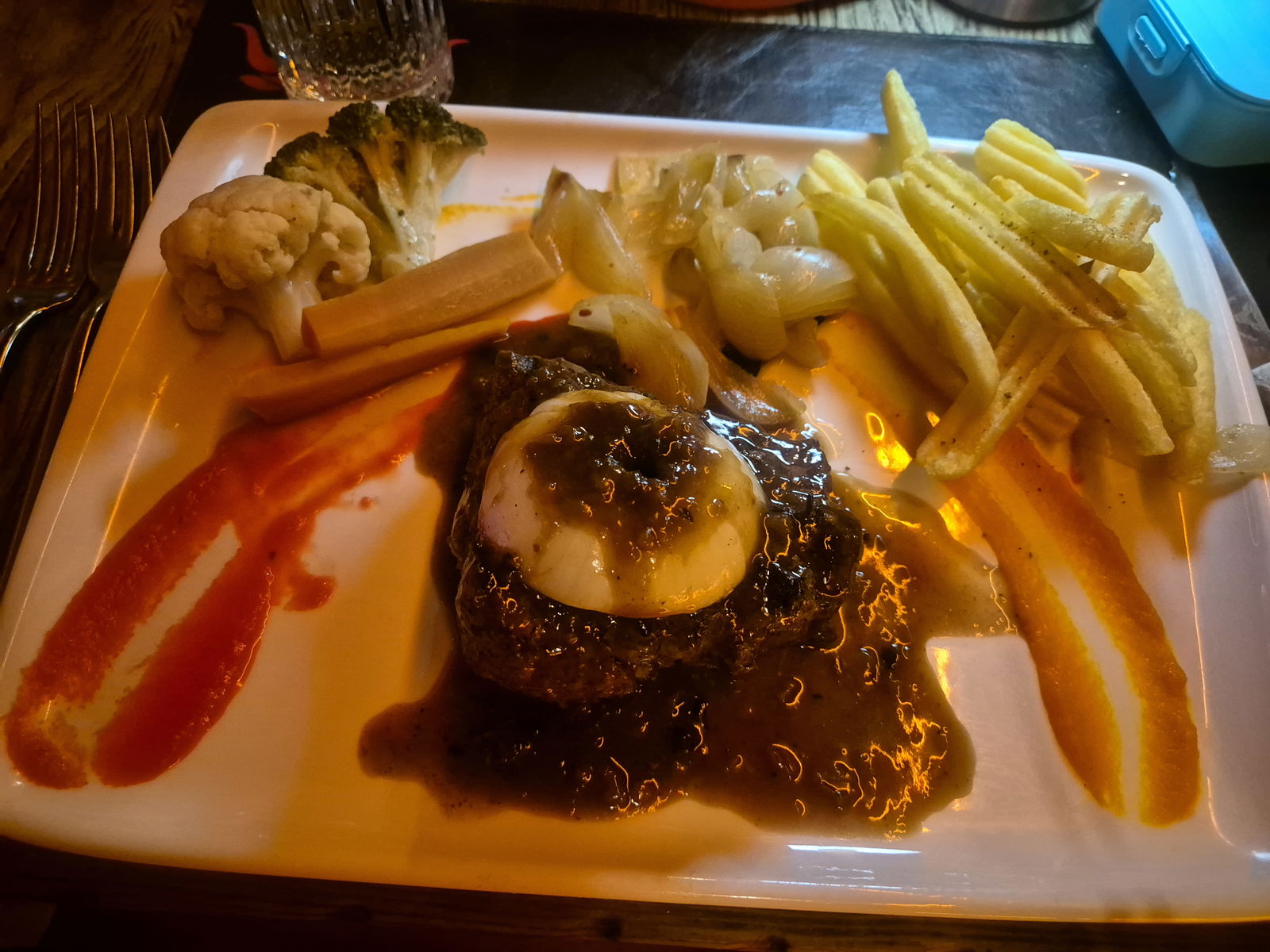 La Perla Steak House & Sky Sports Bar