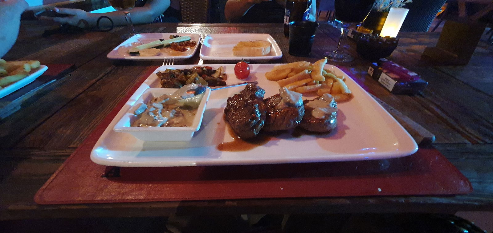 La Perla Steak House & Sky Sports Bar