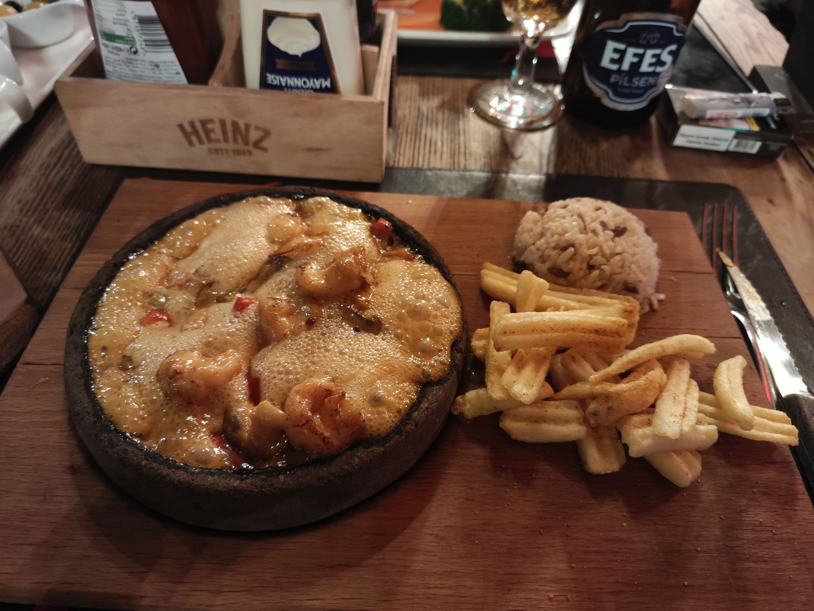 La Perla Steak House & Sky Sports Bar