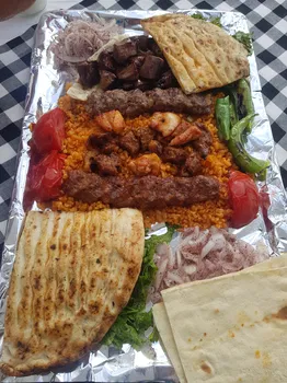 Arada Kebap resimleri