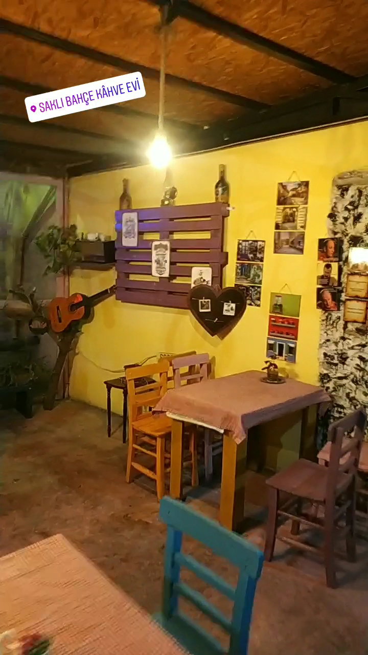 Sakli Bahçe Kahve Evi̇