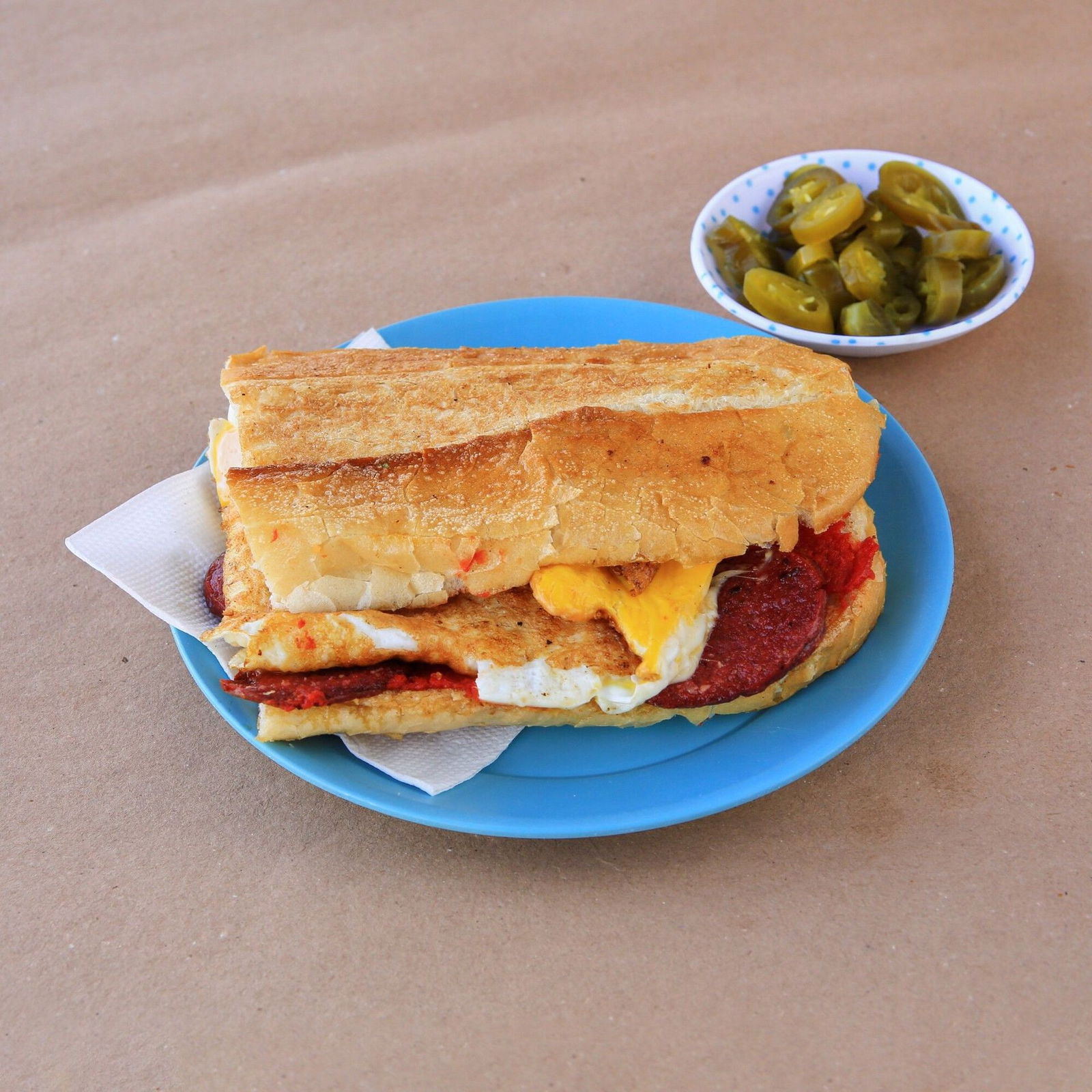 Yarım Ekmek Arası Atom Tost