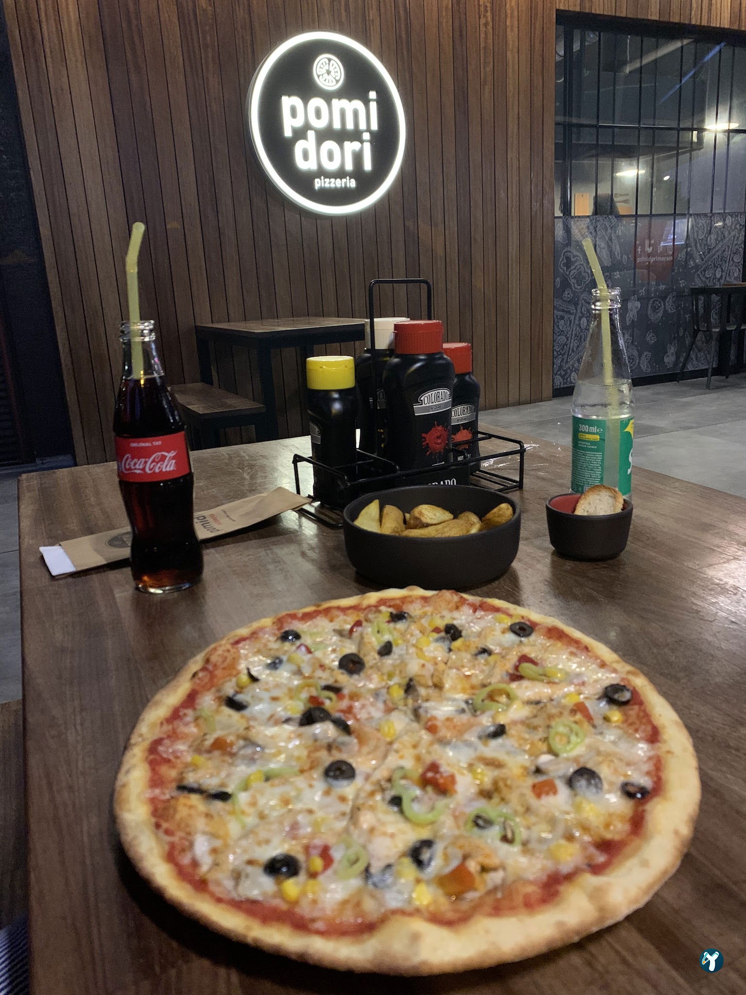 Pomidori Pizza