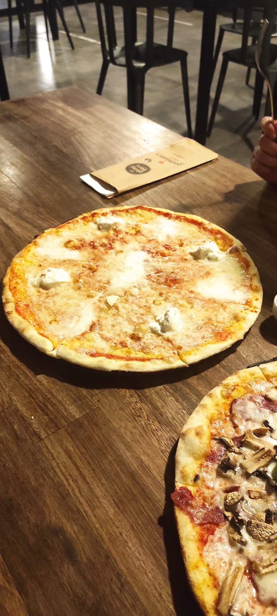 Pomidori Pizza