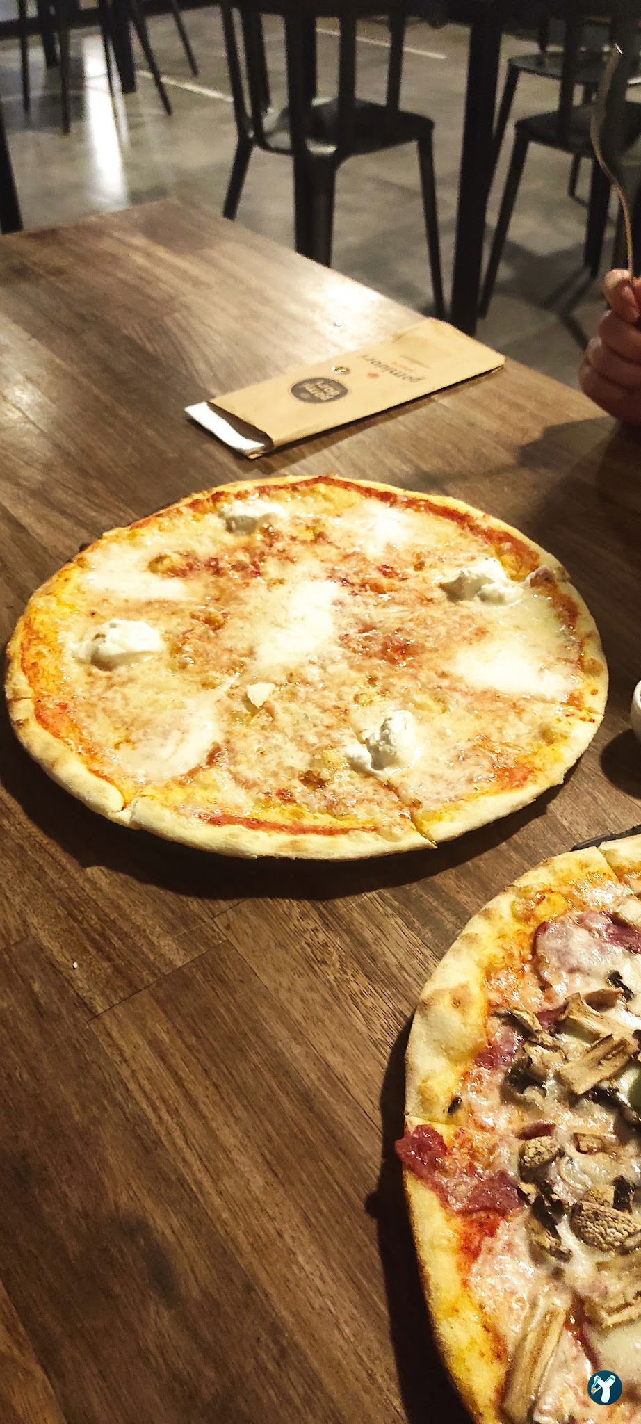Pomidori Pizza