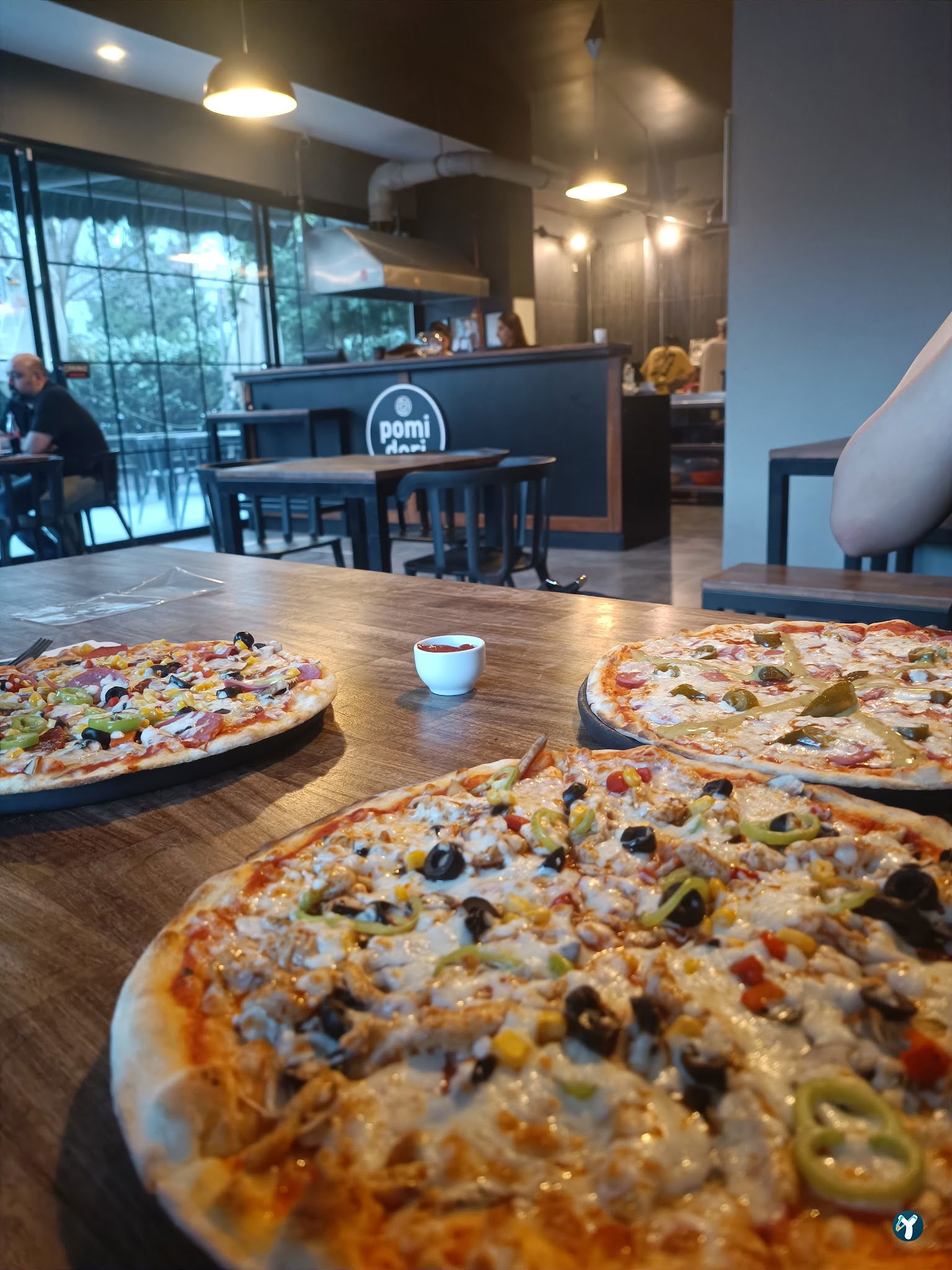 Pomidori Pizza