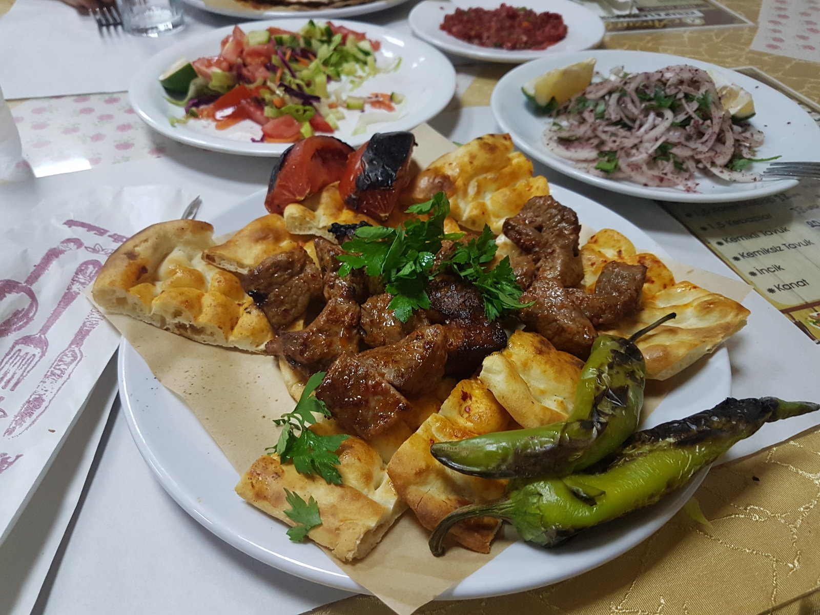 Arzuoğlu Lahmacun Kebap