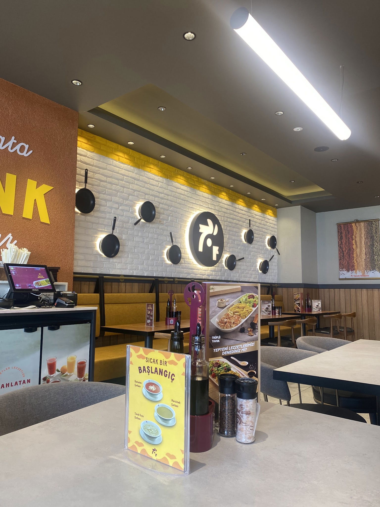 Tavuk Dünyası Silivri Cadde