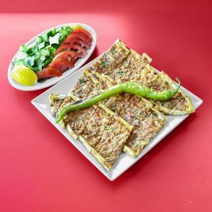 Kıymalı Pide
