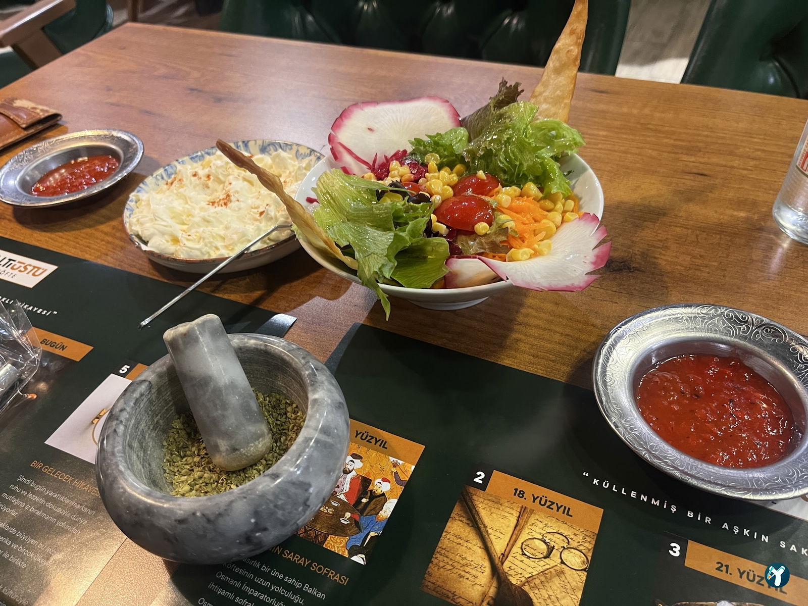 Altı Üstü Kırk Köfte