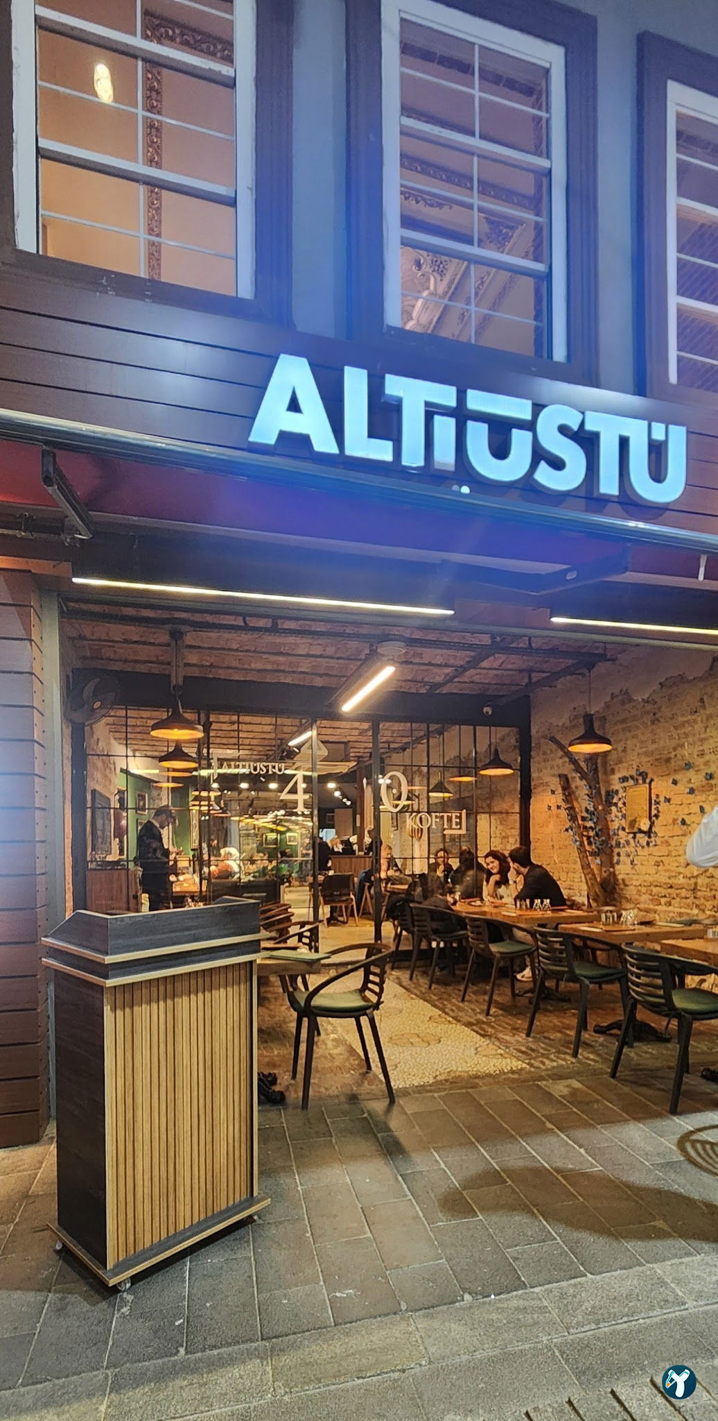 Altı Üstü Kırk Köfte