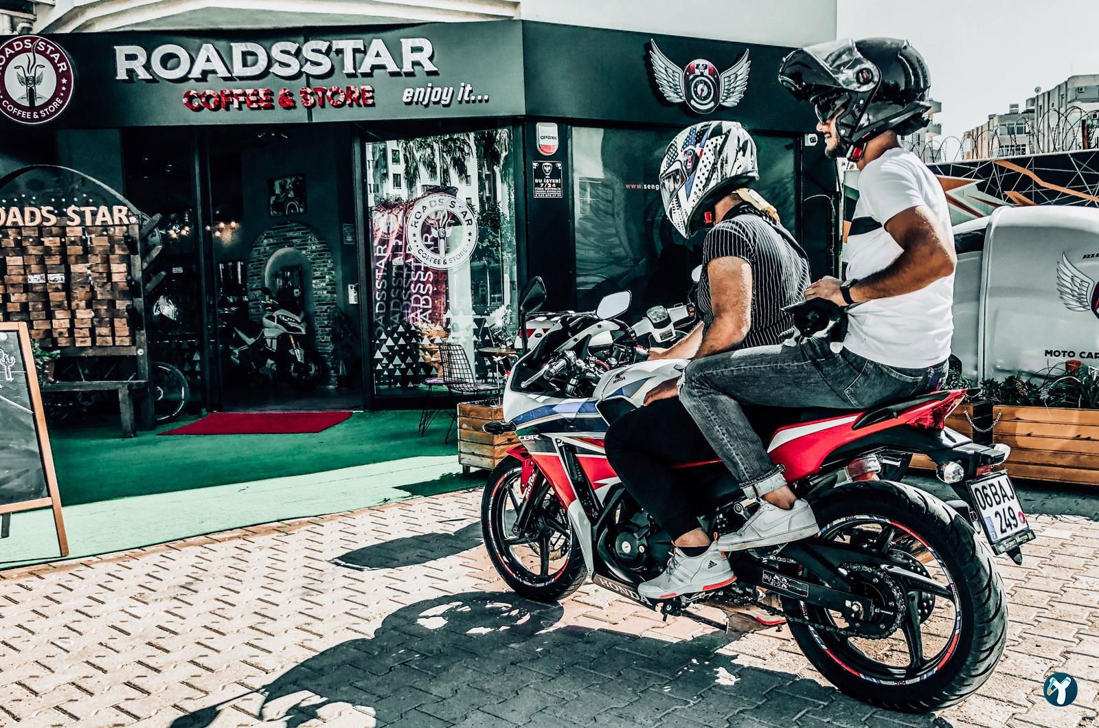 Roadsstar Coffee & Store
