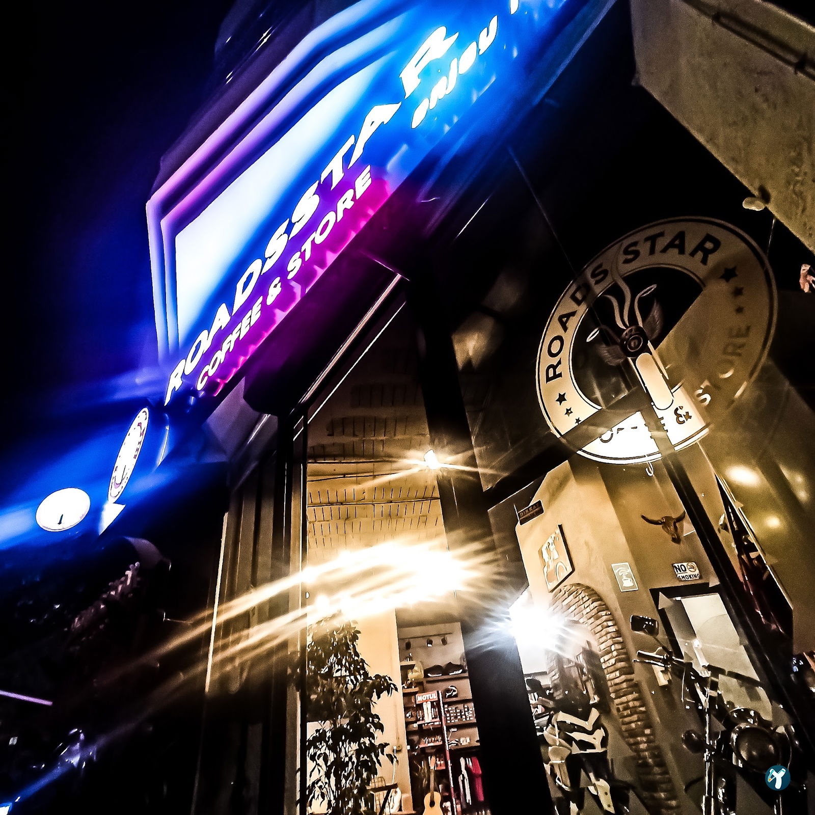 Roadsstar Coffee & Store