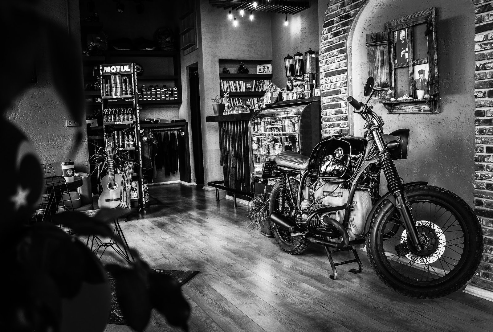 Roadsstar Coffee & Store