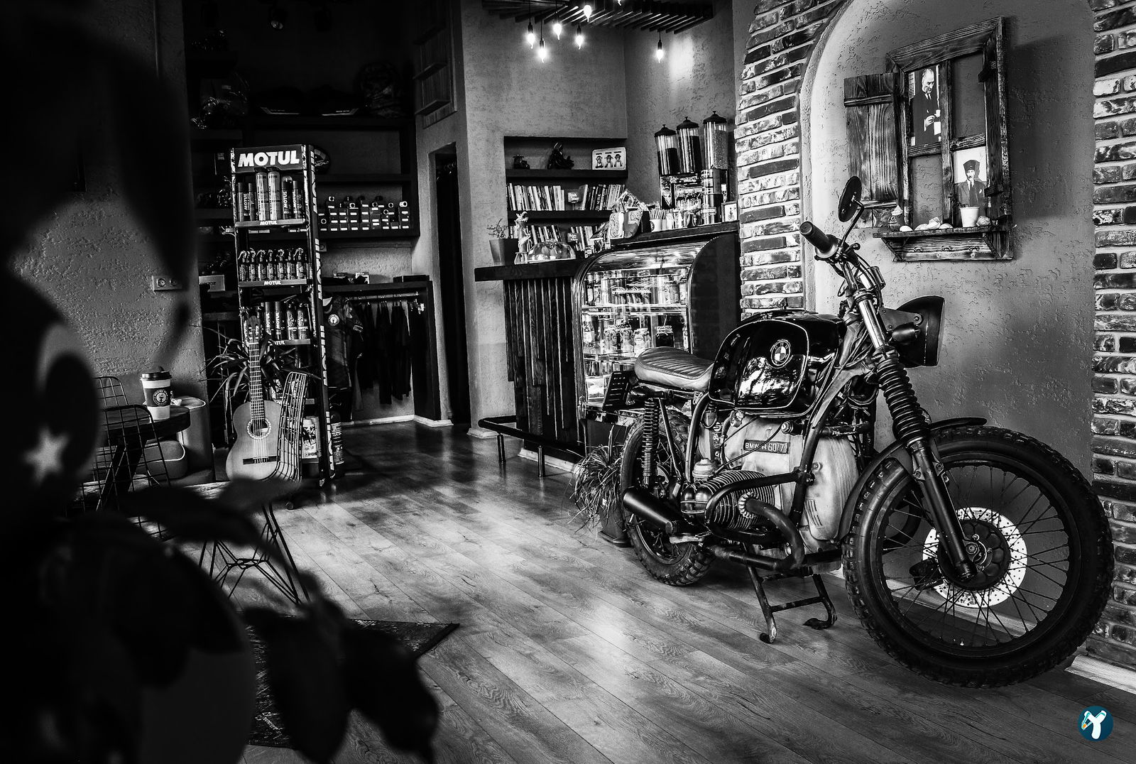 Roadsstar Coffee & Store