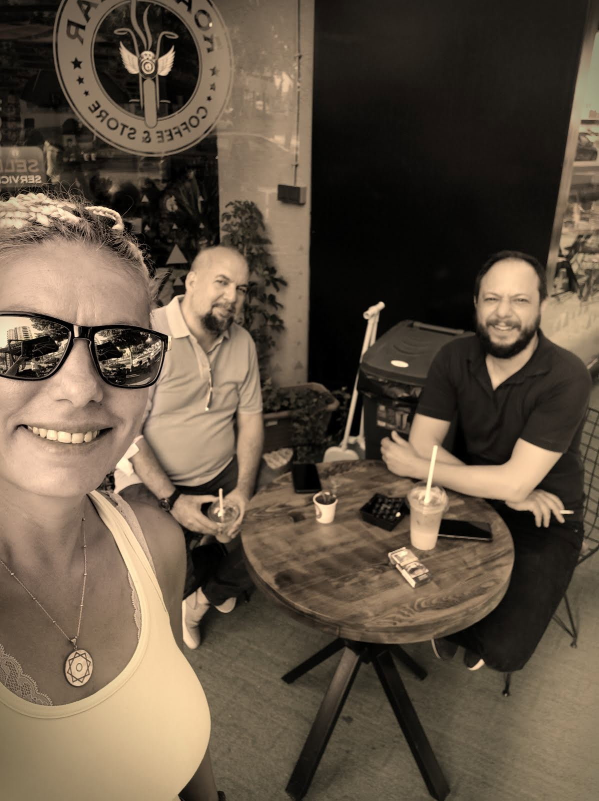 Roadsstar Coffee & Store