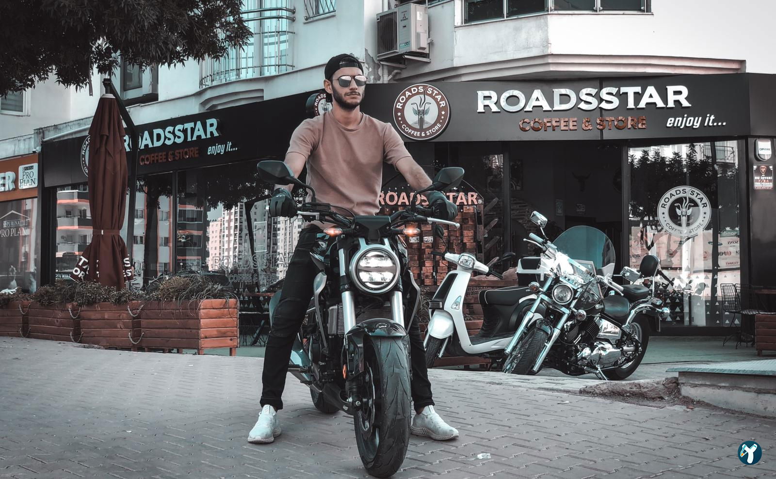 Roadsstar Coffee & Store