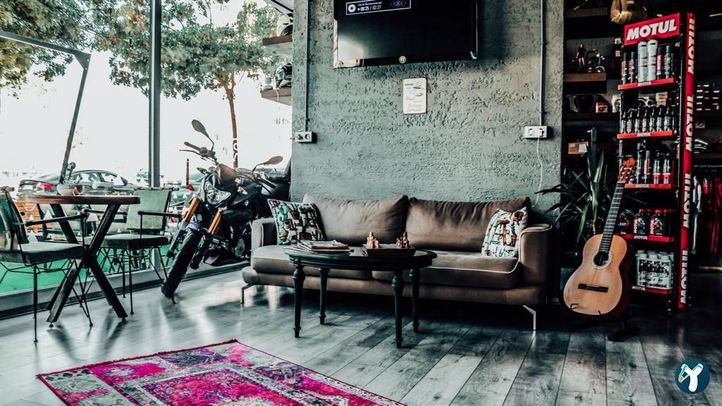 Roadsstar Coffee & Store