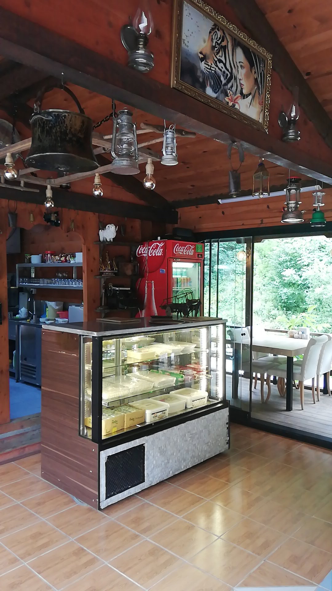 Bimola Cafe And Resturant