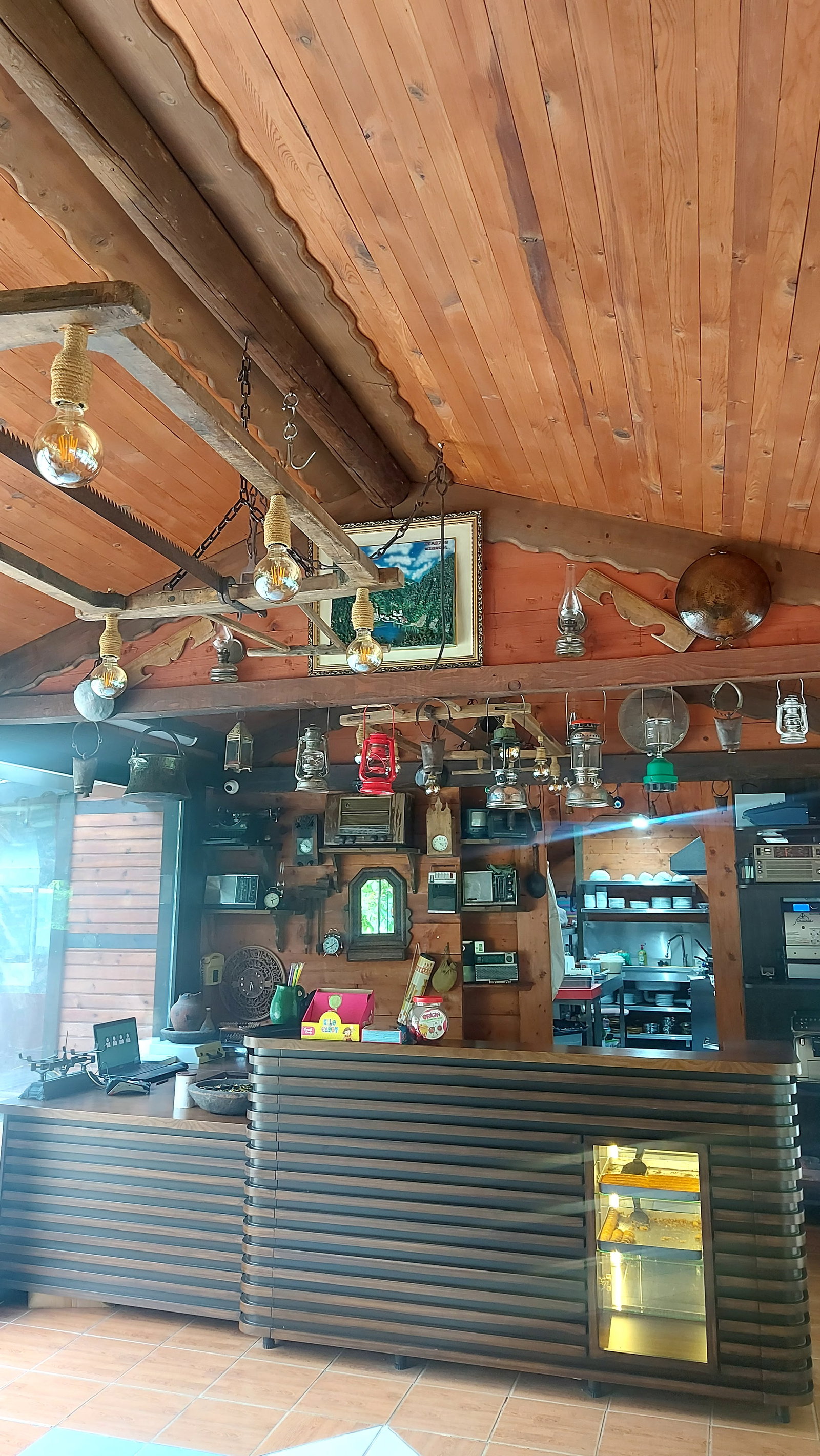 Bimola Cafe And Resturant