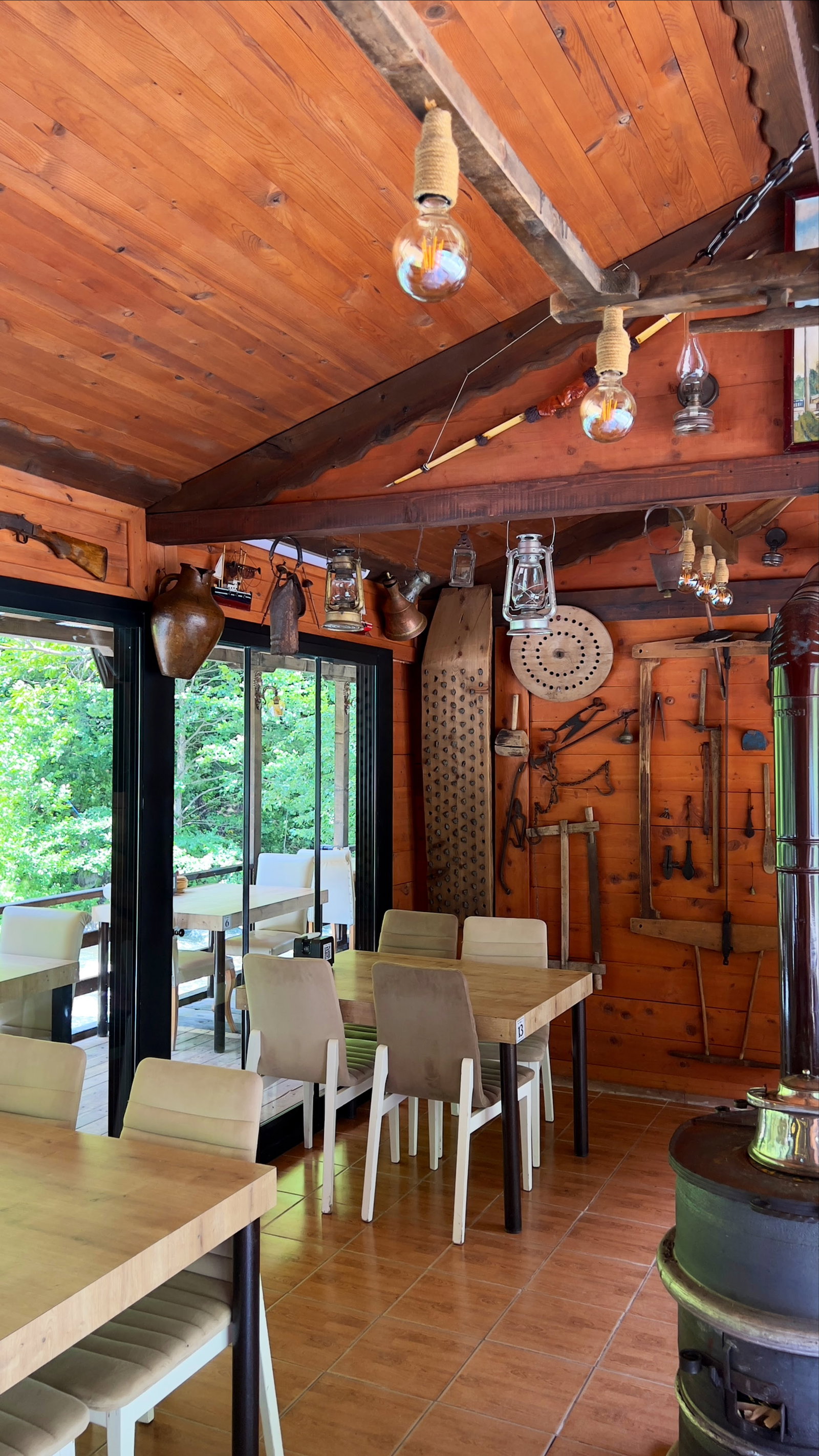 Bimola Cafe And Resturant