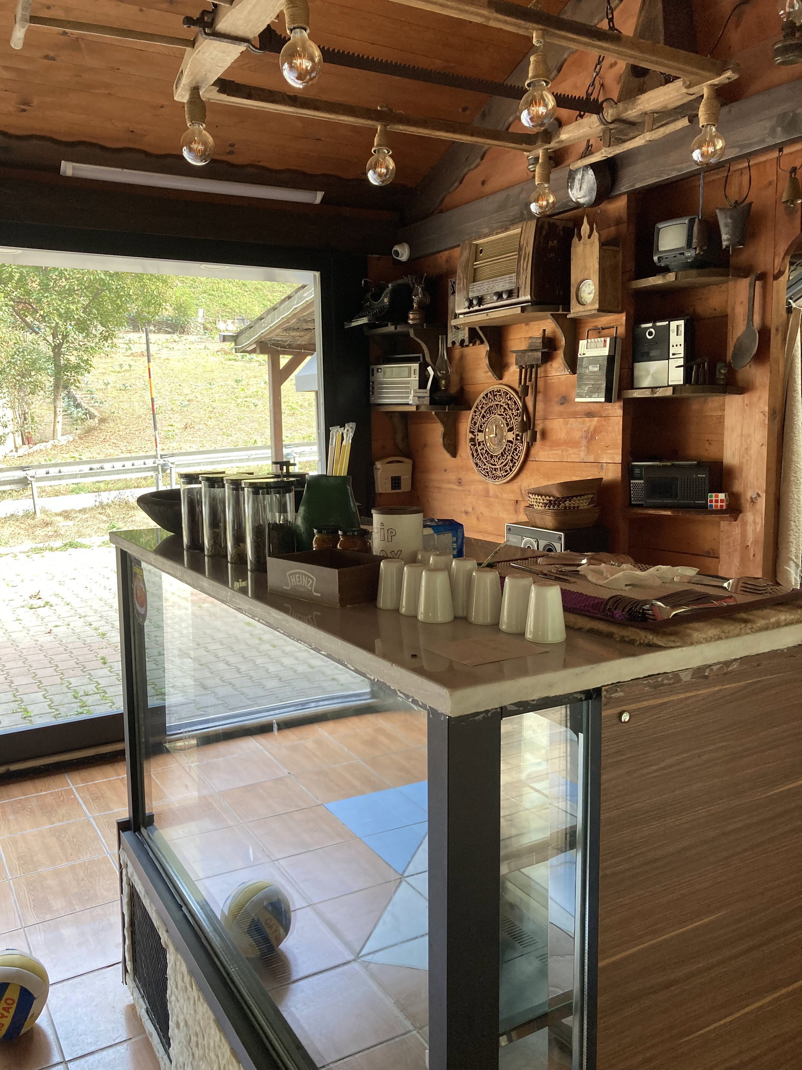 Bimola Cafe And Resturant