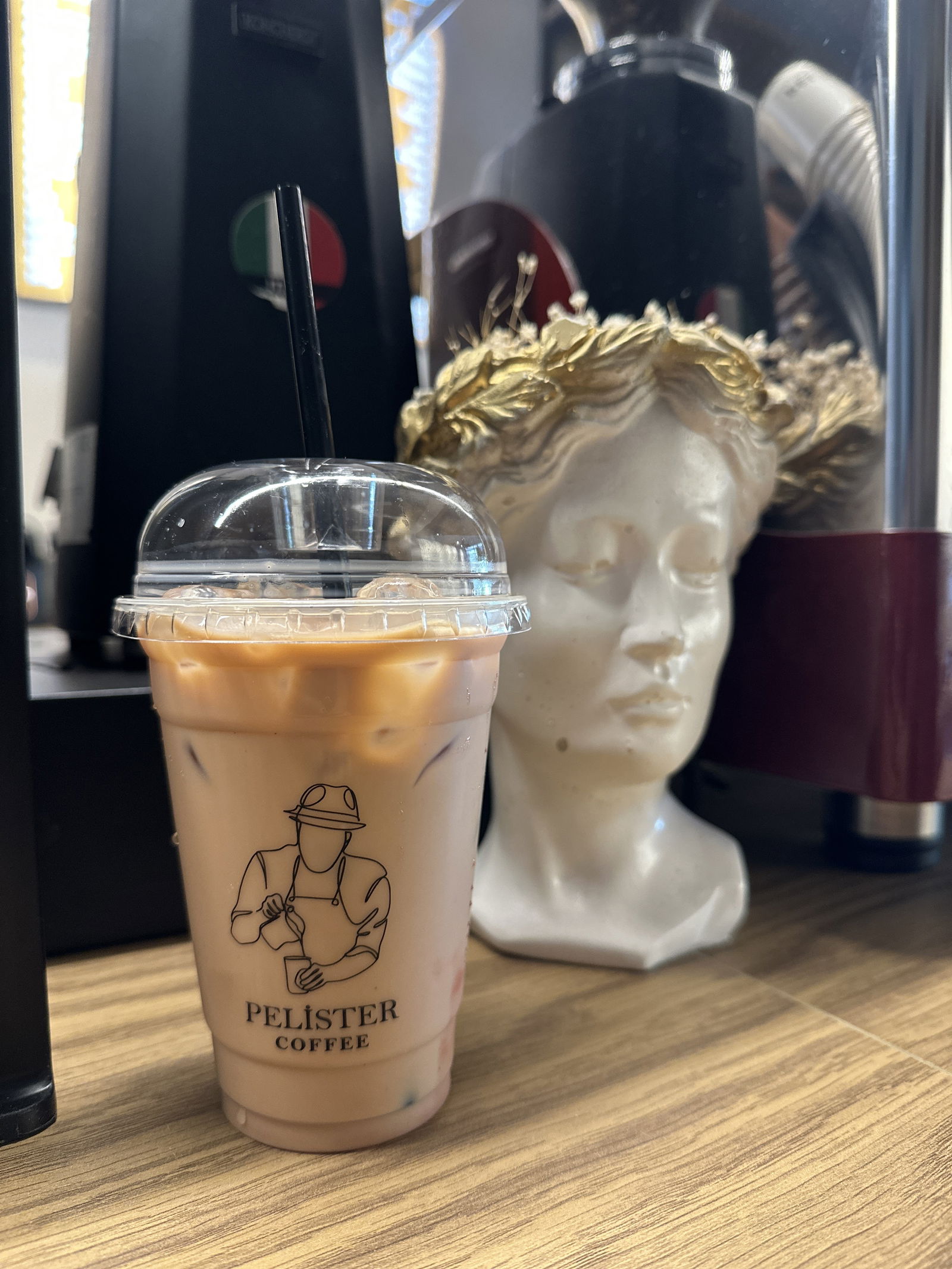 Pelister Coffee Sandwich