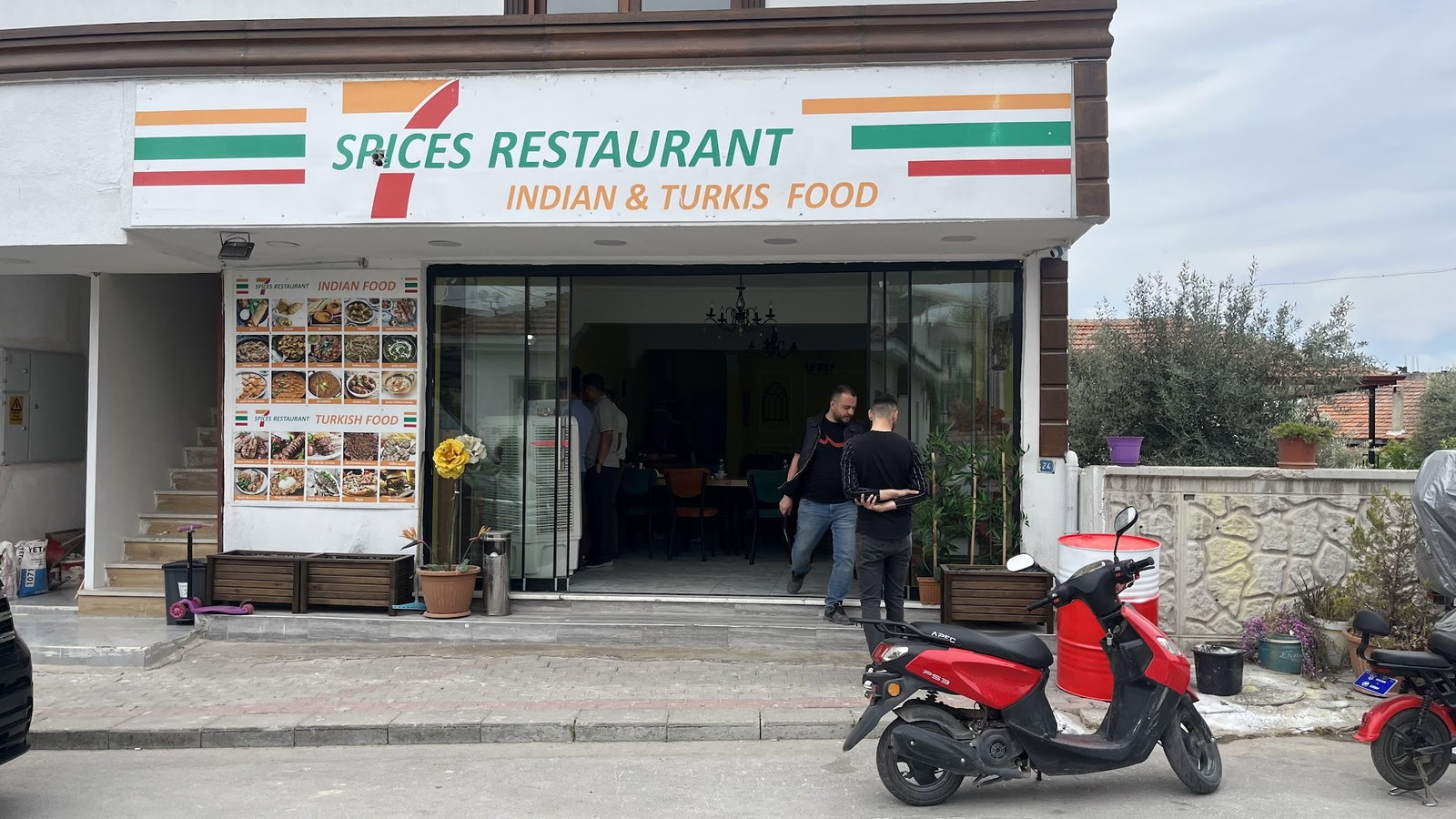 Seven Spices İndian Restaurant