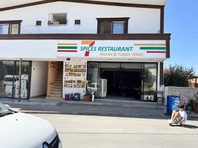Seven Spices İndian Restaurant