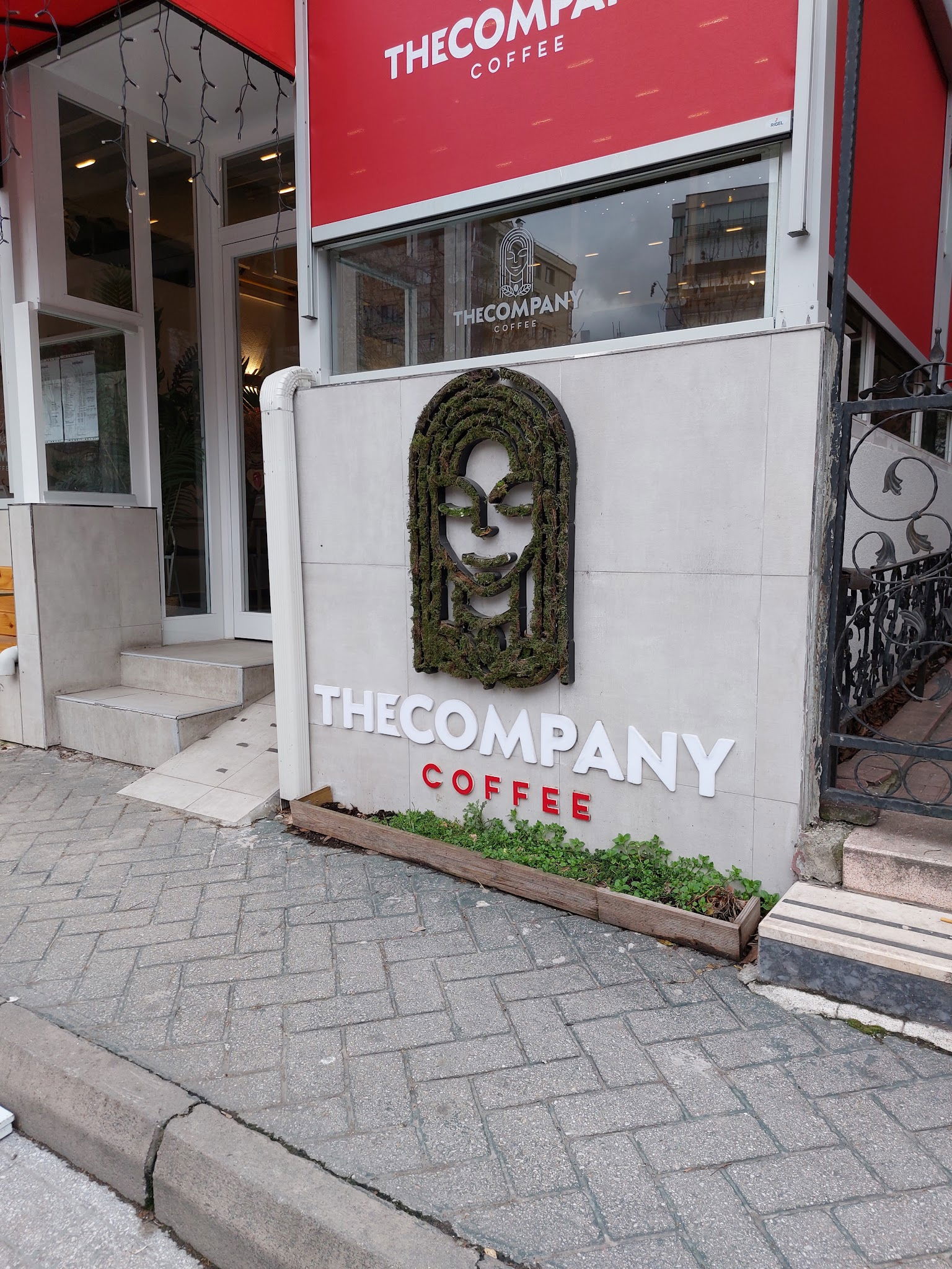 The Company Coffee Adalar