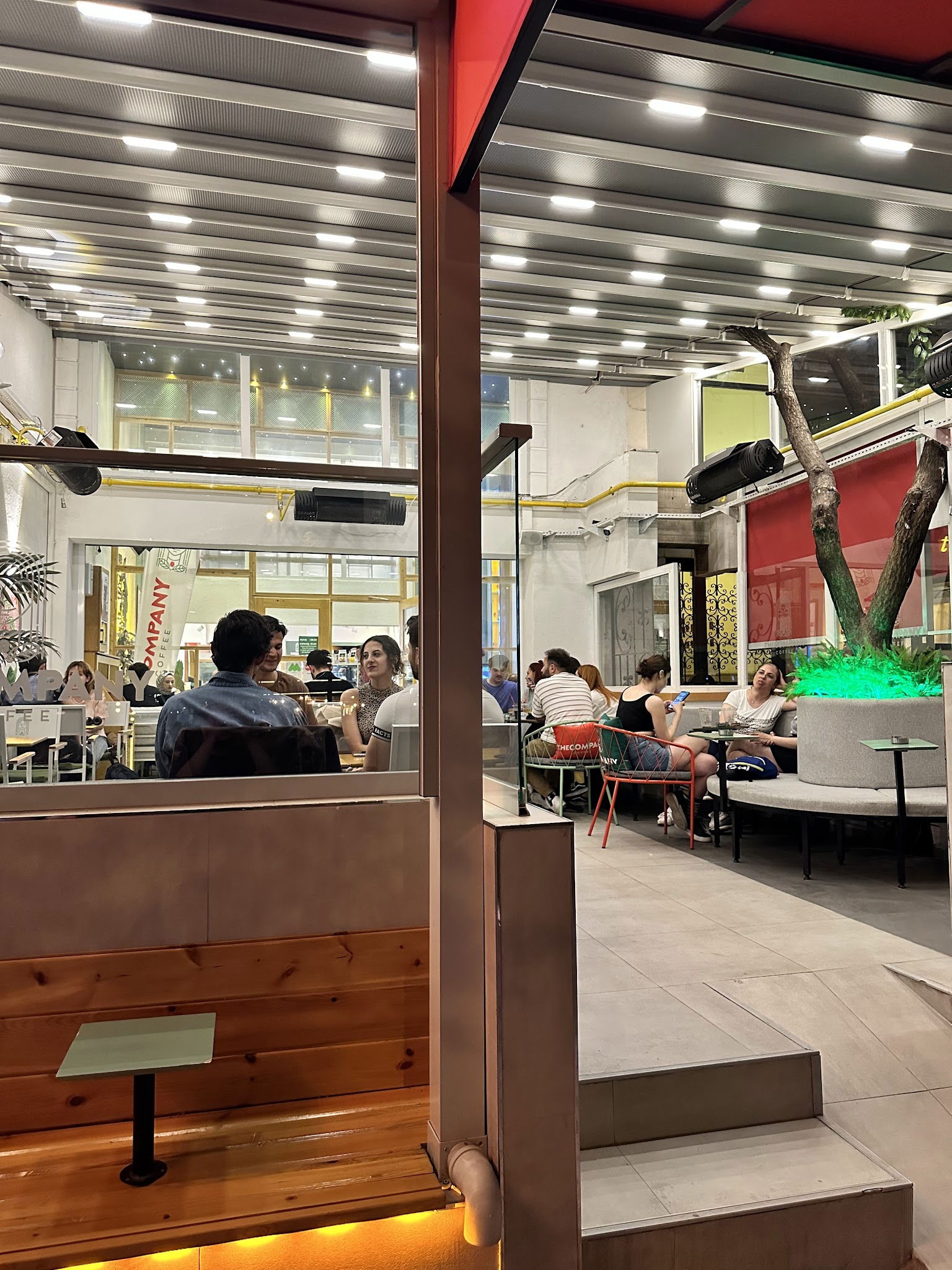 The Company Coffee Adalar