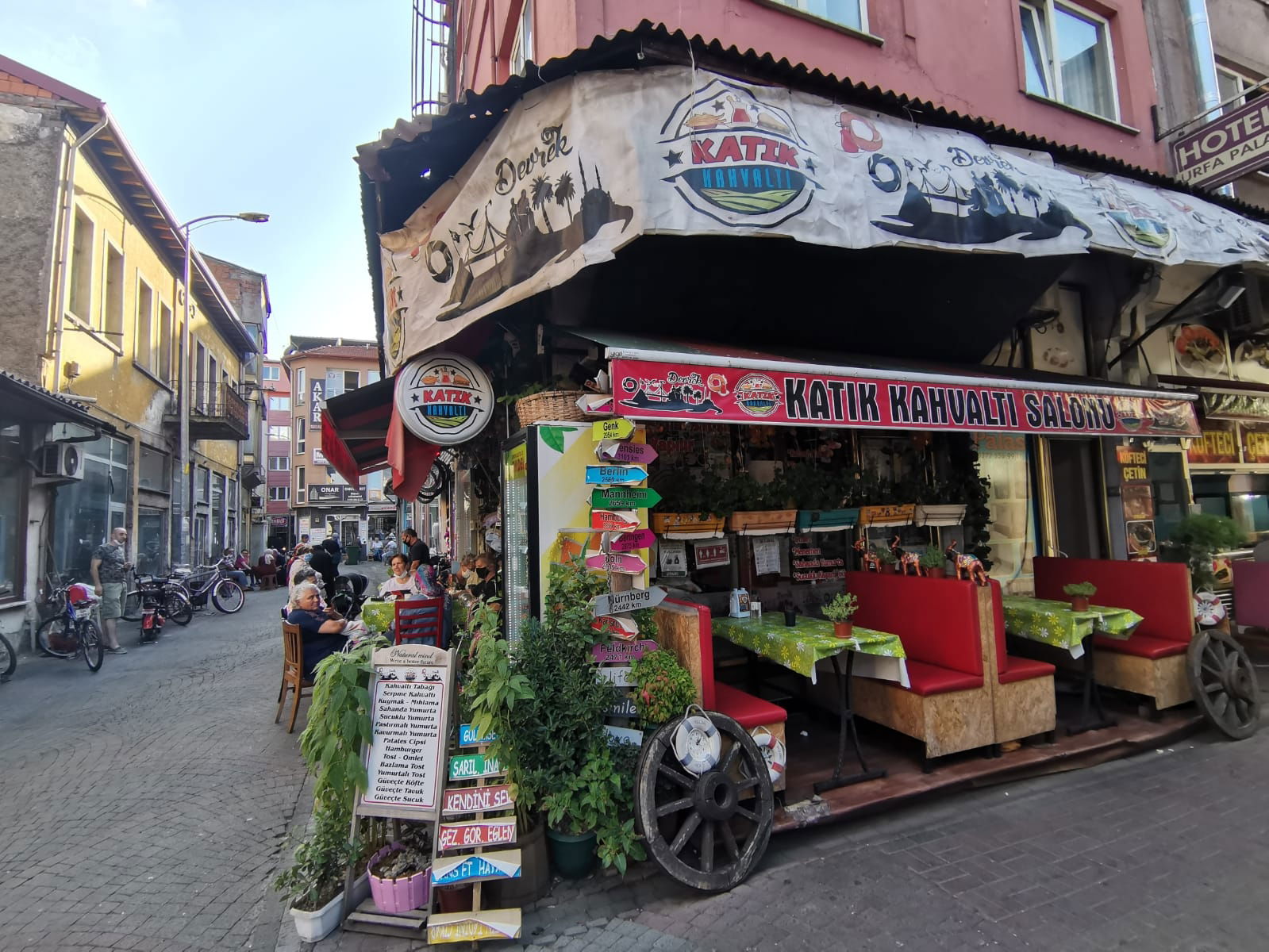 Katık Kahvaltı Salonu