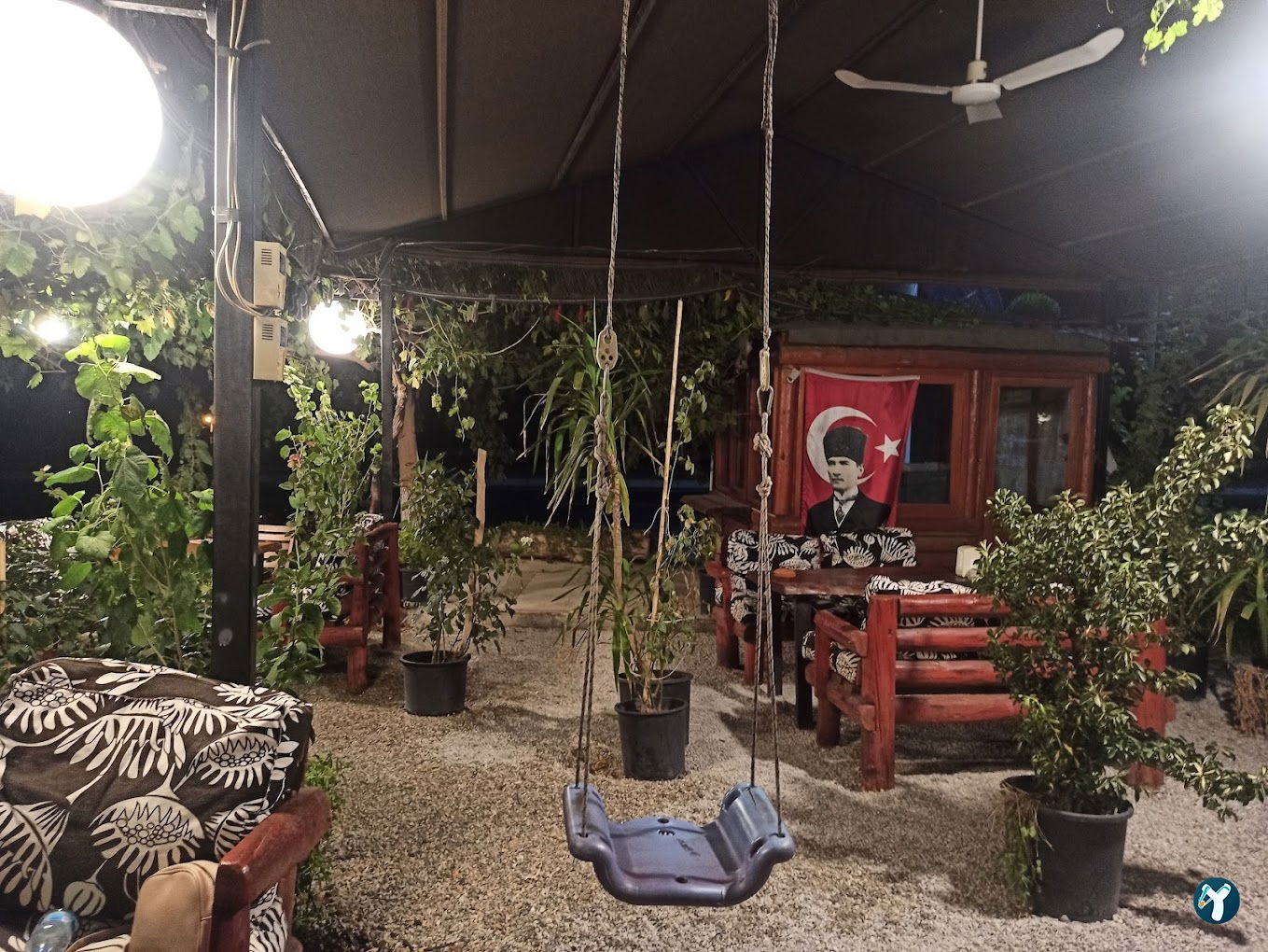 YÖRÜKBEYİ Saklıbahçe
