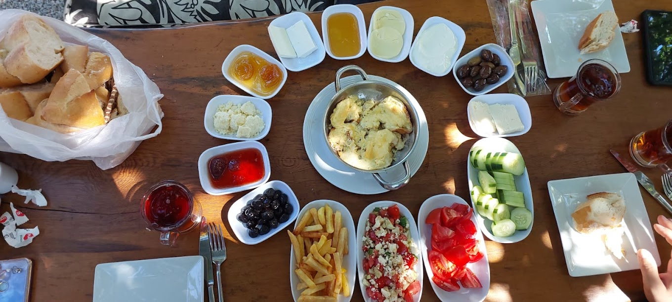 YÖRÜKBEYİ Saklıbahçe