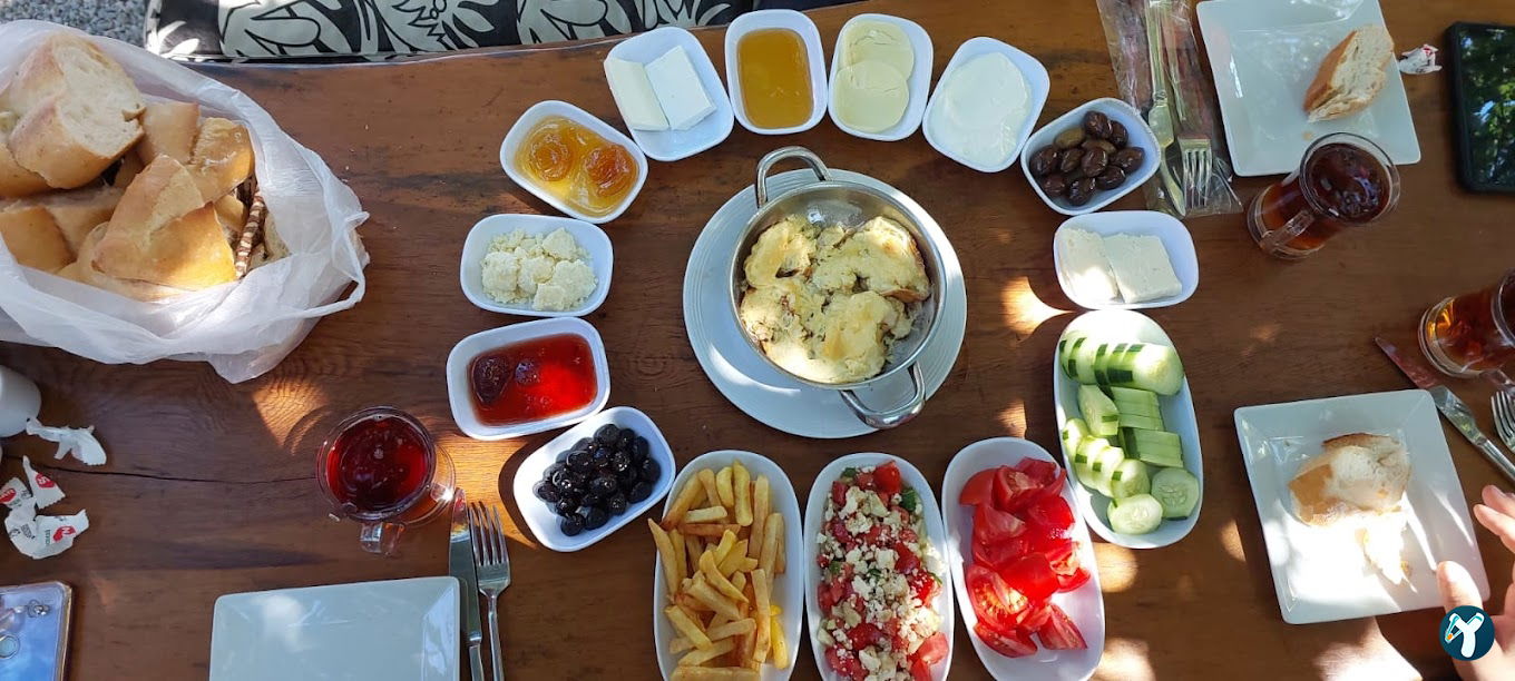 YÖRÜKBEYİ Saklıbahçe