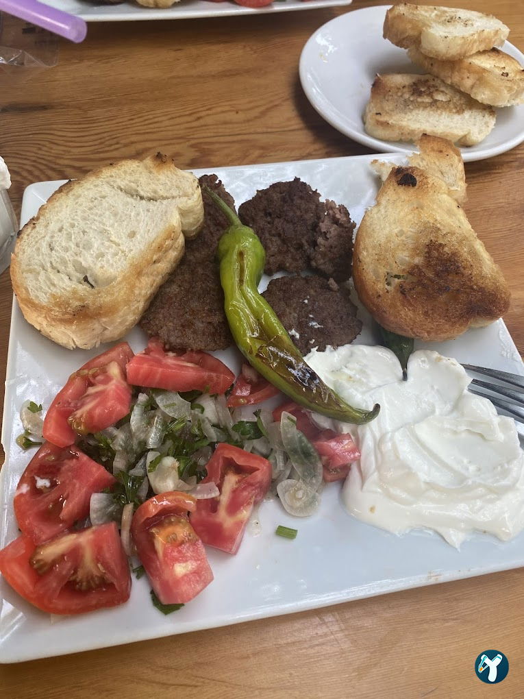 YÖRÜKBEYİ Saklıbahçe