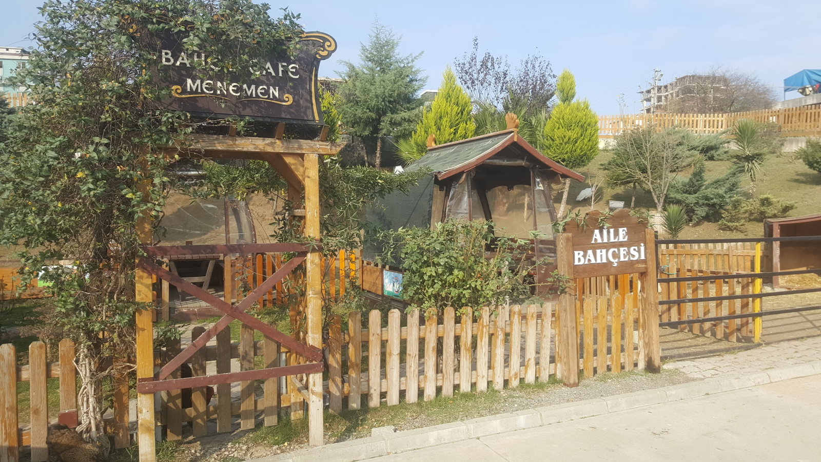 Onpet Bahçe Cafe Menemen