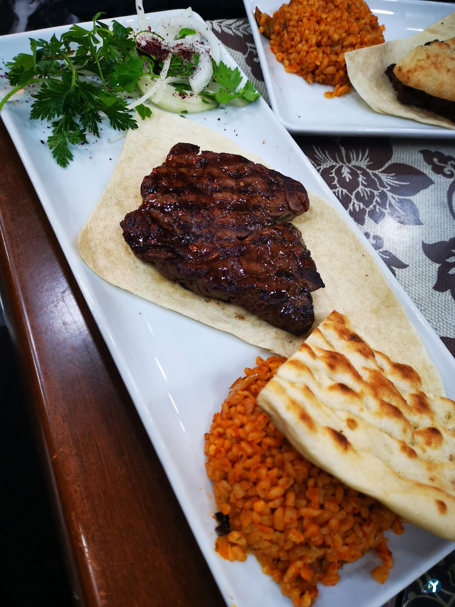 Akdoğan Döner Kebap Restoran Pi̇zza Pi̇de Kahvalti Baklava