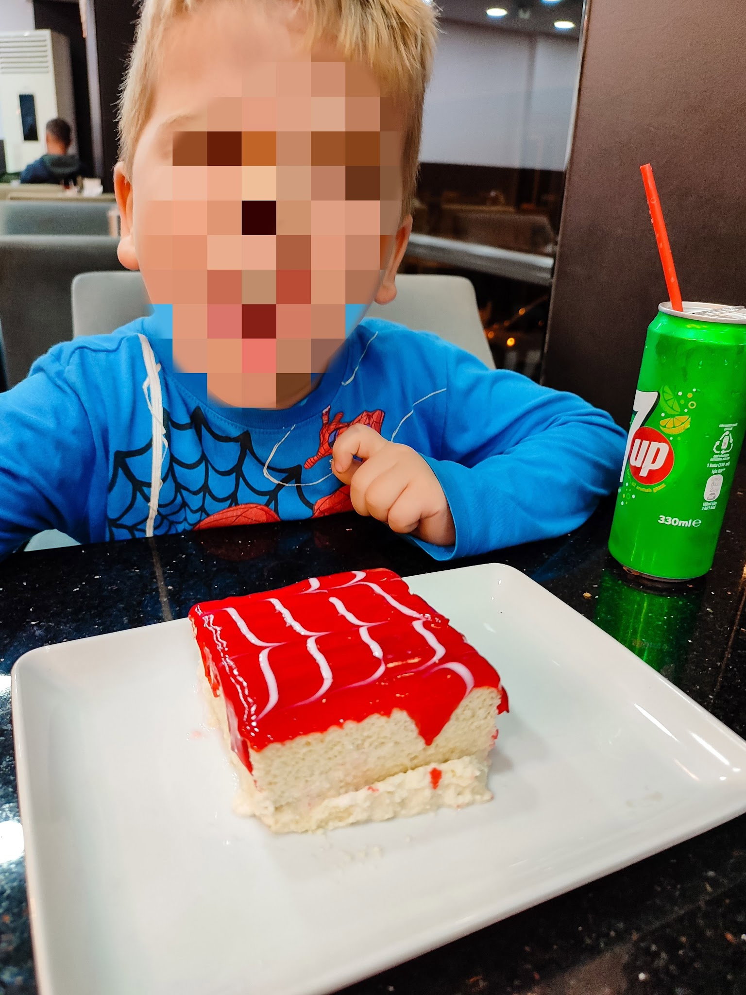 Akdoğan Döner Kebap Restoran Pi̇zza Pi̇de Kahvalti Baklava