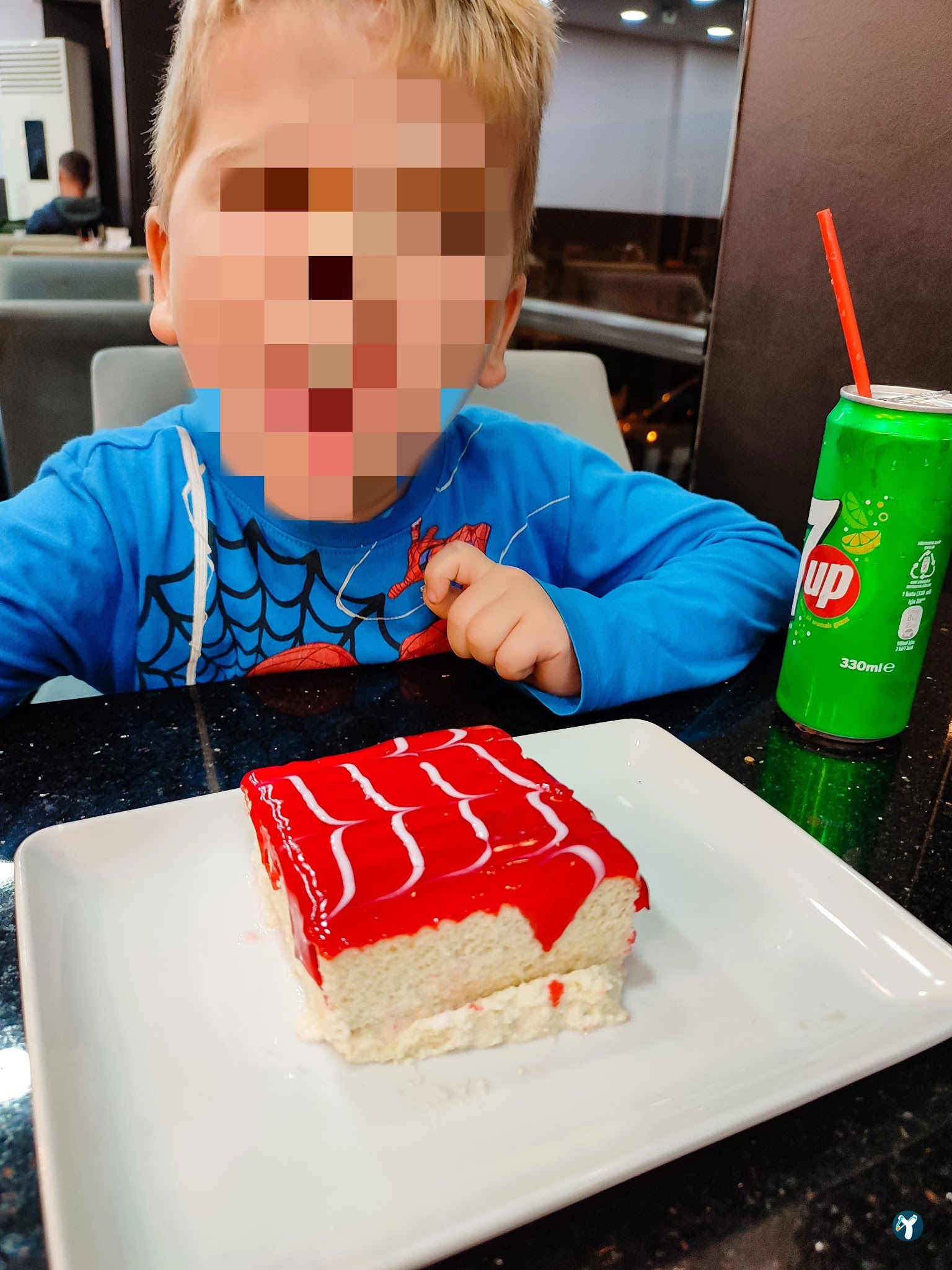 Akdoğan Döner Kebap Restoran Pi̇zza Pi̇de Kahvalti Baklava