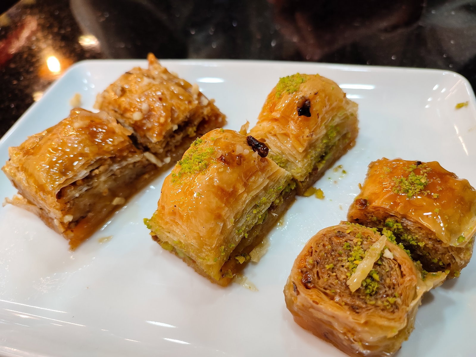 Akdoğan Döner Kebap Restoran Pi̇zza Pi̇de Kahvalti Baklava