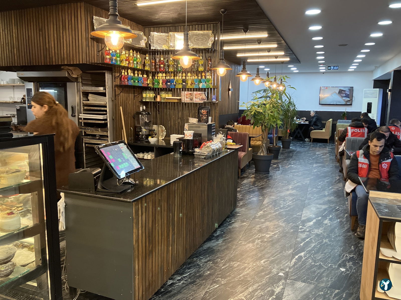 Akdoğan Döner Kebap Restoran Pi̇zza Pi̇de Kahvalti Baklava